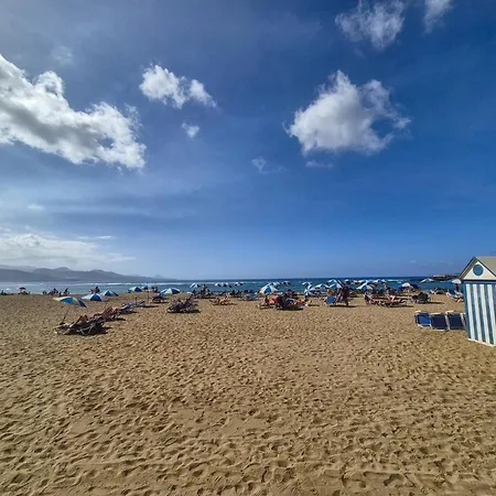 By Playa De Canteras * Λας Πάλμας ντε Γκραν Κανάρια